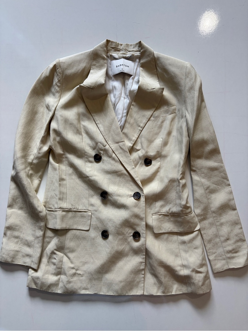 Aritzia Babaton beige linen double-breasted blazer shoulder pad women’s size 0